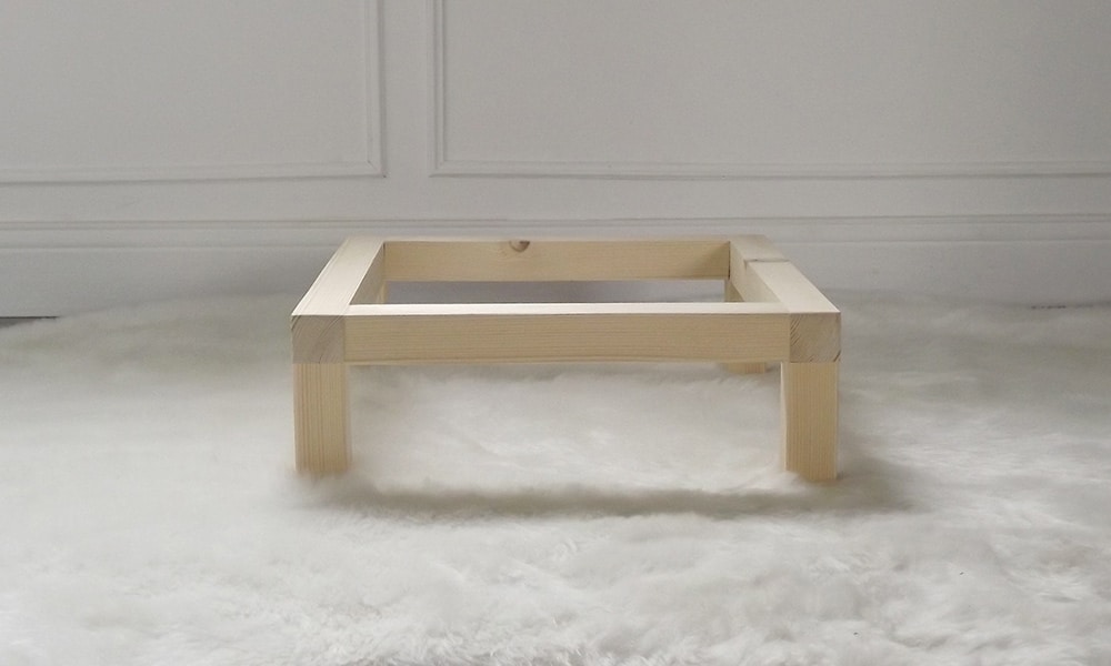 Les pieds, support simple, pour les Mehliebox de By Mehlie